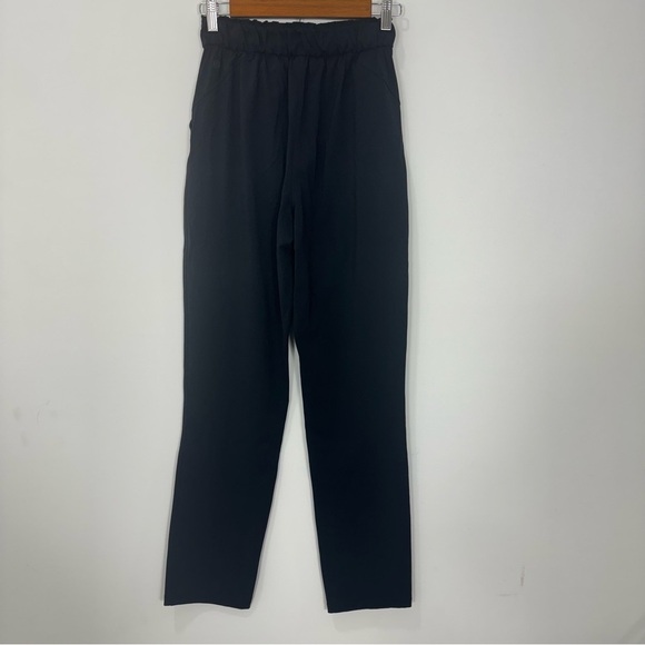 Lululemon Black Stretch High-Rise Pull-On Pant 31" Length 69% nylon 31% lycra 4 - Picture 5 of 15